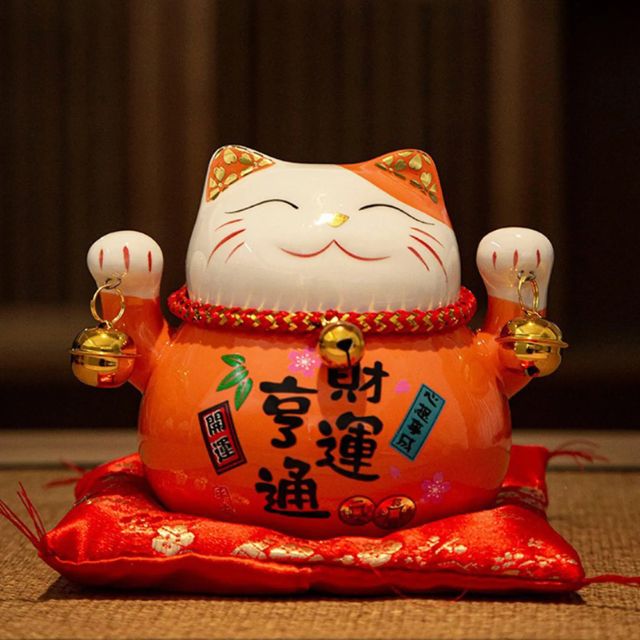Japanese lucky cat decor symbolizing prosperity and positive energy - eiyo kimono