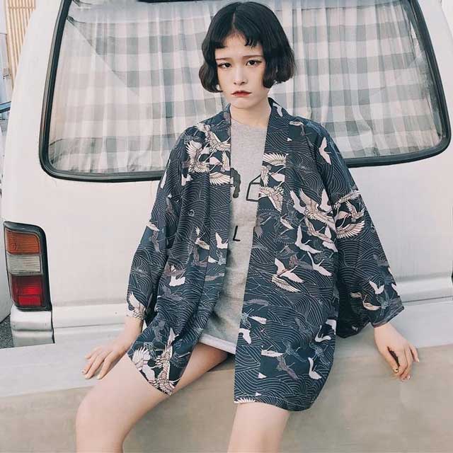 Short Kimono Cardigan in Crane Print | Eiyo Kimono