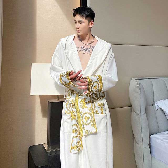 Hooded Japanese Bathrobe | Eiyo Kimono