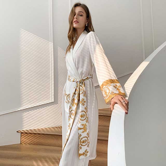 White Robe | Eiyo Kimono