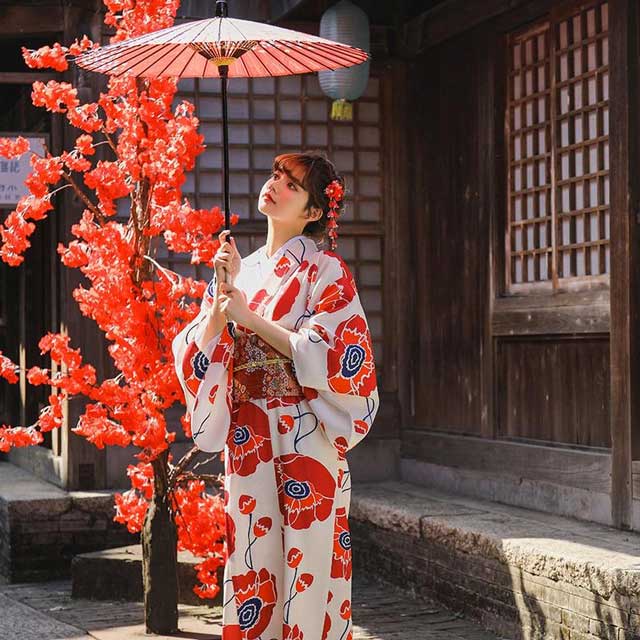 Japanese Red and White Kimono | Eiyo Kimono