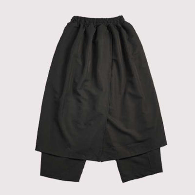 Miyu: the traditional Japanese Hakama pants with a contemporary