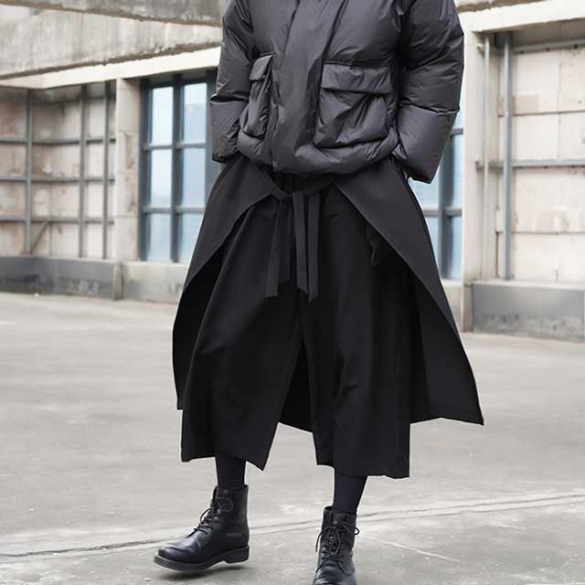 Miyu: the traditional Japanese Hakama pants with a contemporary