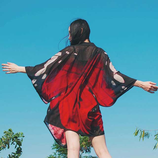 Red on sale kimono cardigan